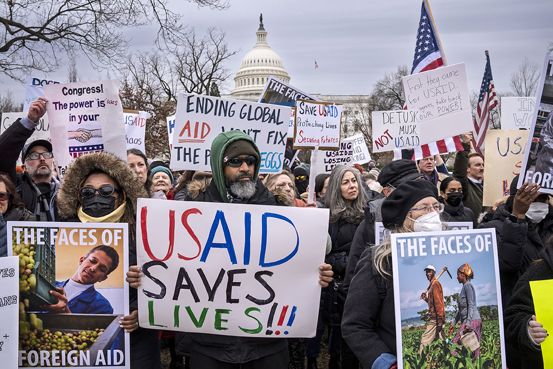 usaid protest.jpg