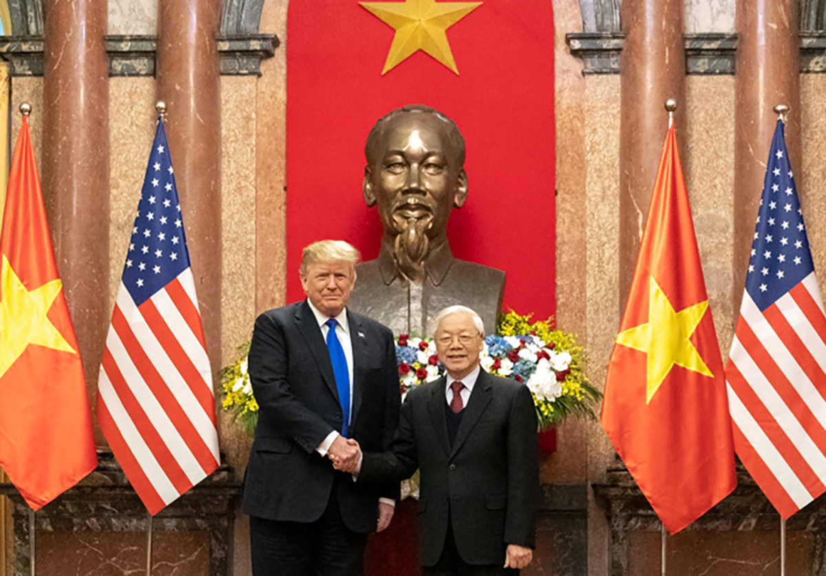 Vietnam Trump Handslag Stor 